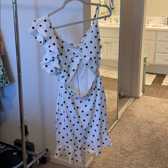 Polka dot mini dress with one ruffles sleeve - Picture 2 of 4